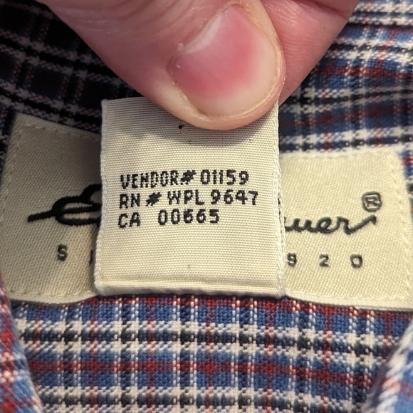 Eddie Bauer Cotton Blue Red PlaidButton Down Collar Long Sleeve Shirt. Men's LT - Picture 4 of 6